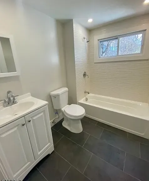 323 Rutherford Ave #C — Photo 3