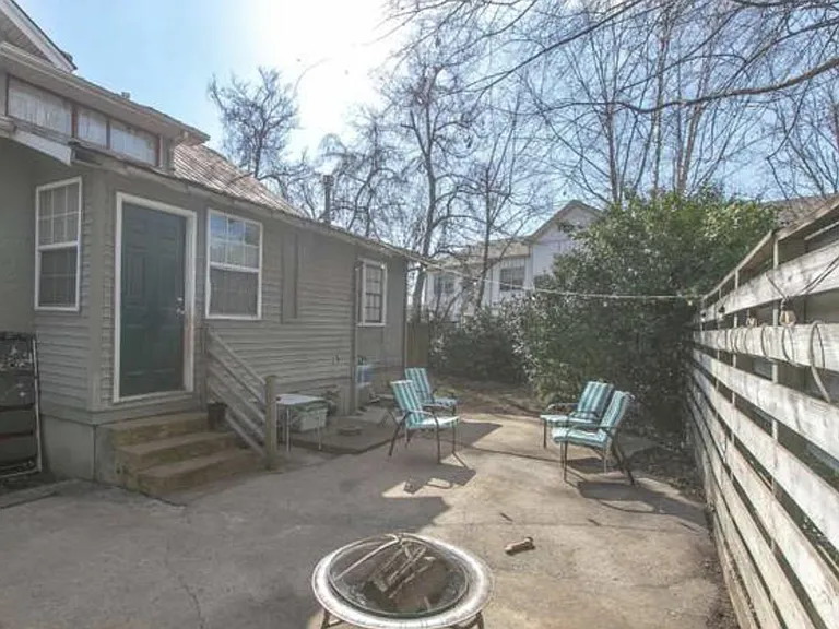 1115 Old Lascassas Rd — Photo 2