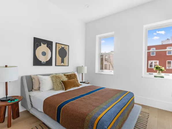 1370 Dean Street image 10 of 12