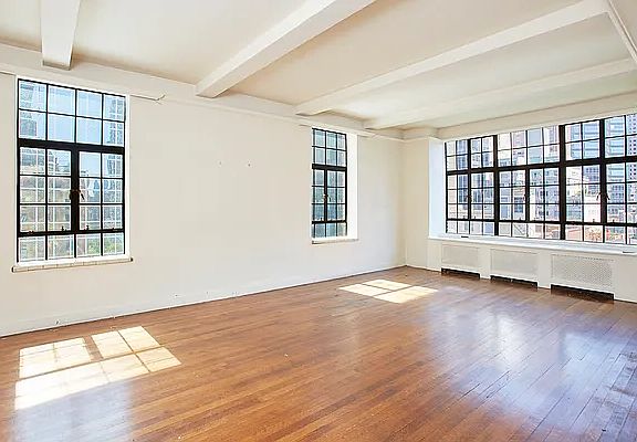 2nd image of 230 E 50th St APT 10D