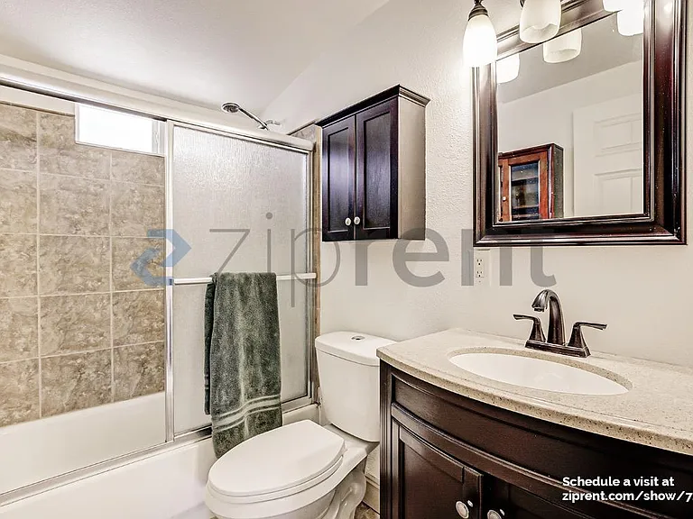 803 Virginia Dr — Photo 16