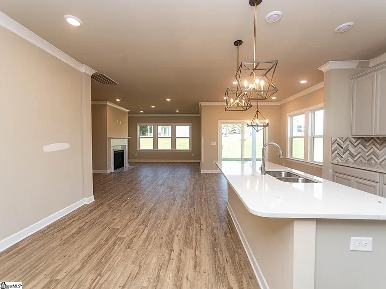 2310 Ditton Ct — Photo 8