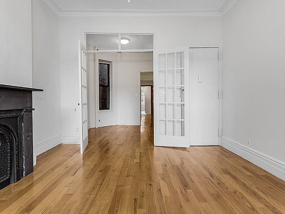 3rd image of 519 E 85th St #3D