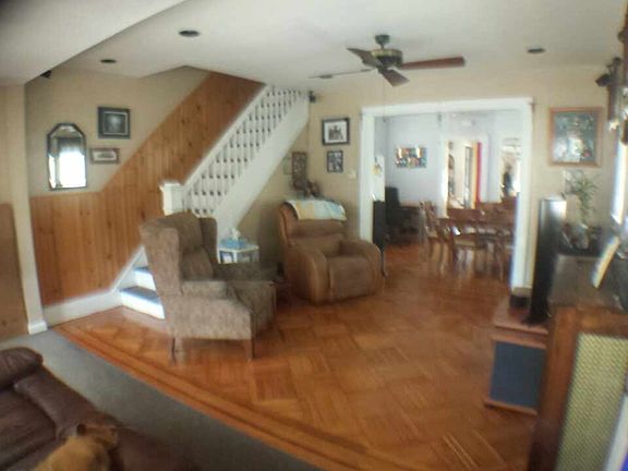 3rd image of 22141 Davenport Ave