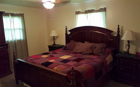 4th image of 465 N Shady Oaks Dr