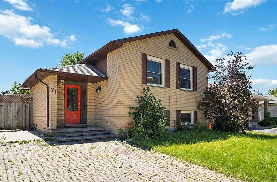 71 Blanchard Cres