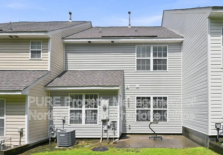11314 Stone Trail Rd — Photo 15