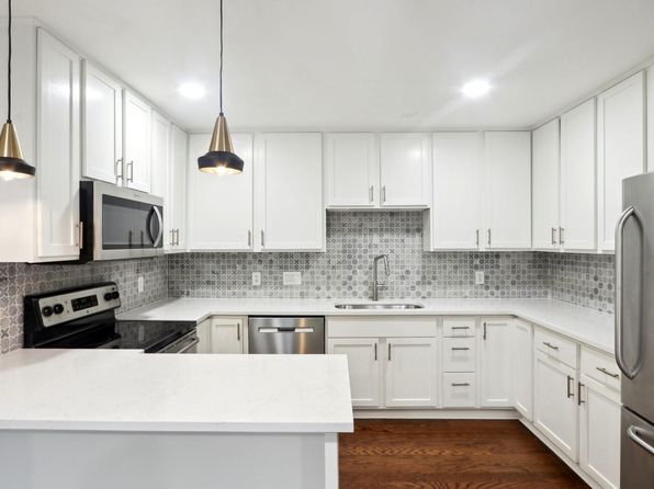 2500 Steck Ave APT 28
