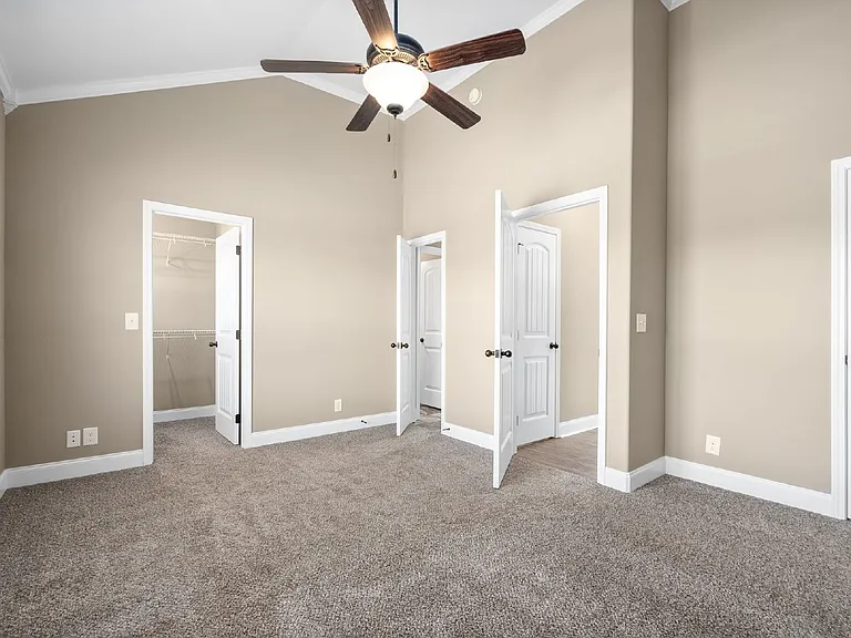 172 Dundee Dr — Photo 20