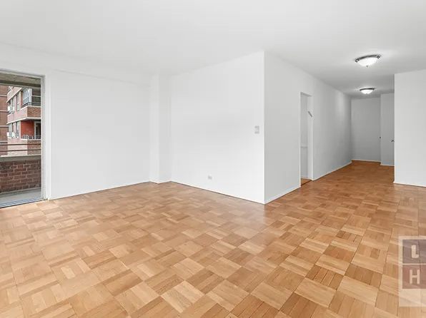 477 Fdr Drive image 9 of 29