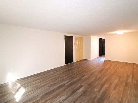 3rd image of 777 Market St #12