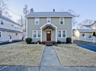 16 Athol St, Springfield, MA 01107