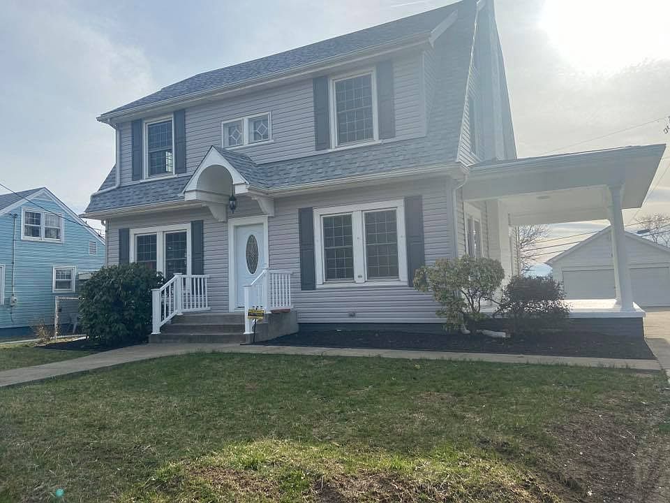 1st image of 257 Lovers Ln