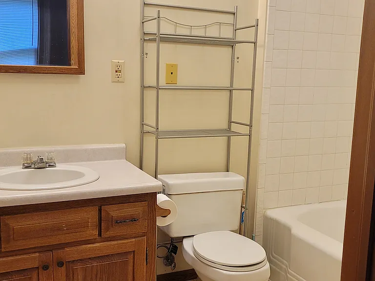 Full bath.