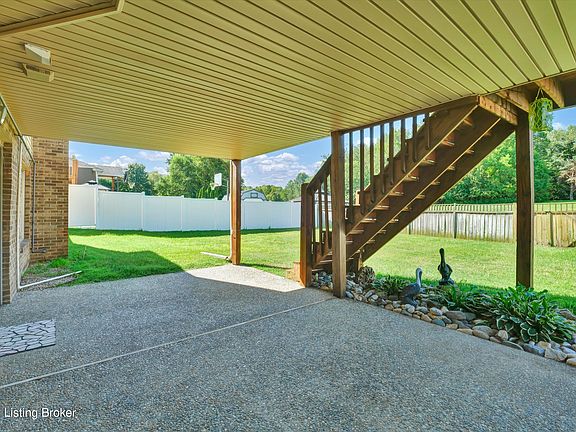 5th image of 12023 Lavenia Ln