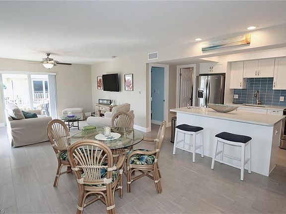 4th image of 224 Palm Dr #46-4