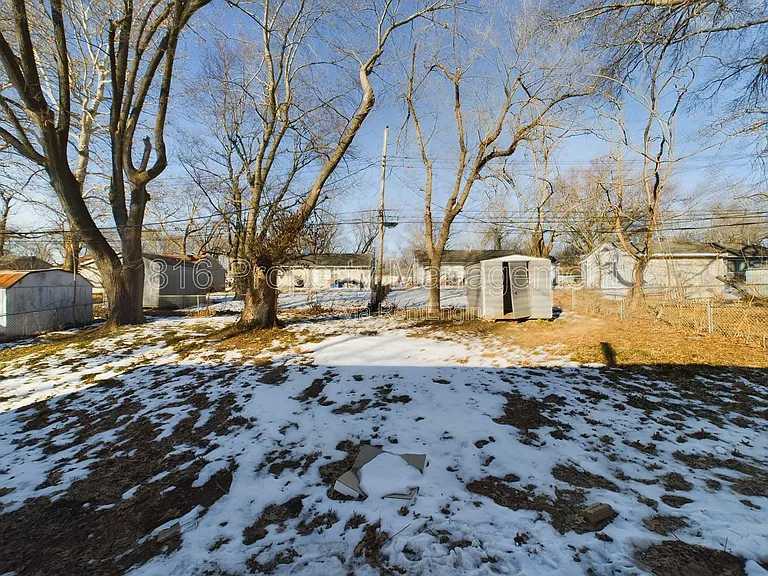 11404 Eastern Ave — Photo 17