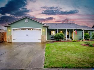 1205 SW 3rd Ave, Mill City, OR 97360