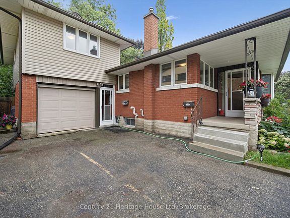 4th image of 146 Cornell Ave