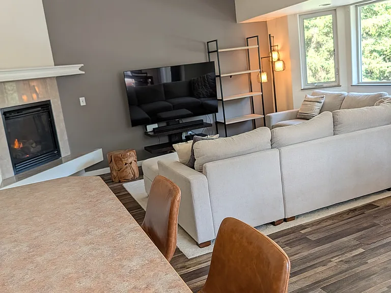 2902 Valleywood Dr #1 — Photo 1