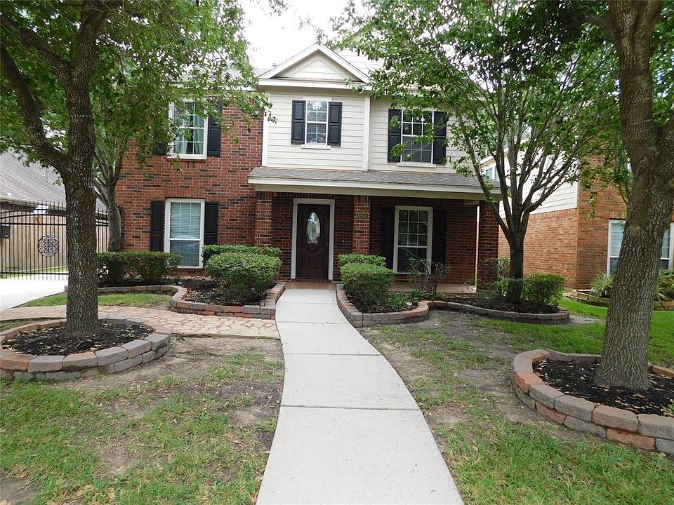 1st image of 22881 Lantern Hills Dr