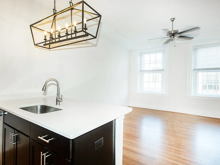 4 E Church St #302 — Photo 3