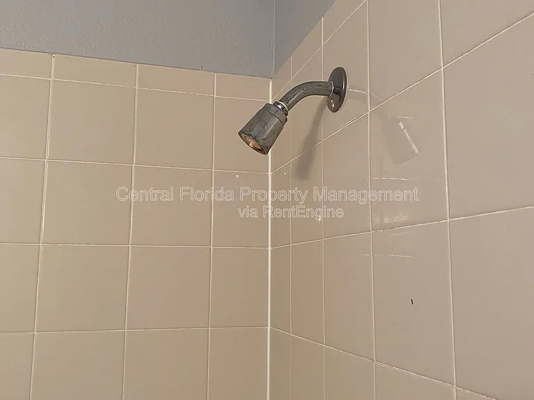 2076 Cypress Bay Blvd — Photo 28