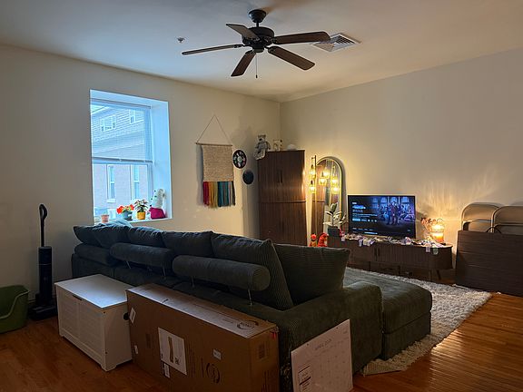 4th image of 11 South St APT 305
