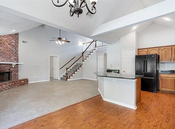 3rd image of 50 Barbados Ct E #50