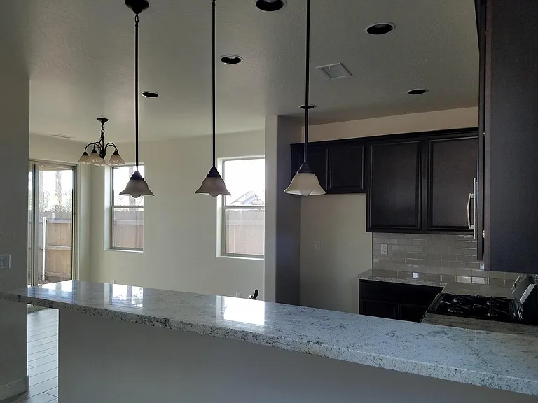 2595 W Pollo Cir — Photo 4
