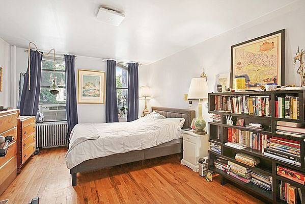 1st image of 206 Avenue B #1