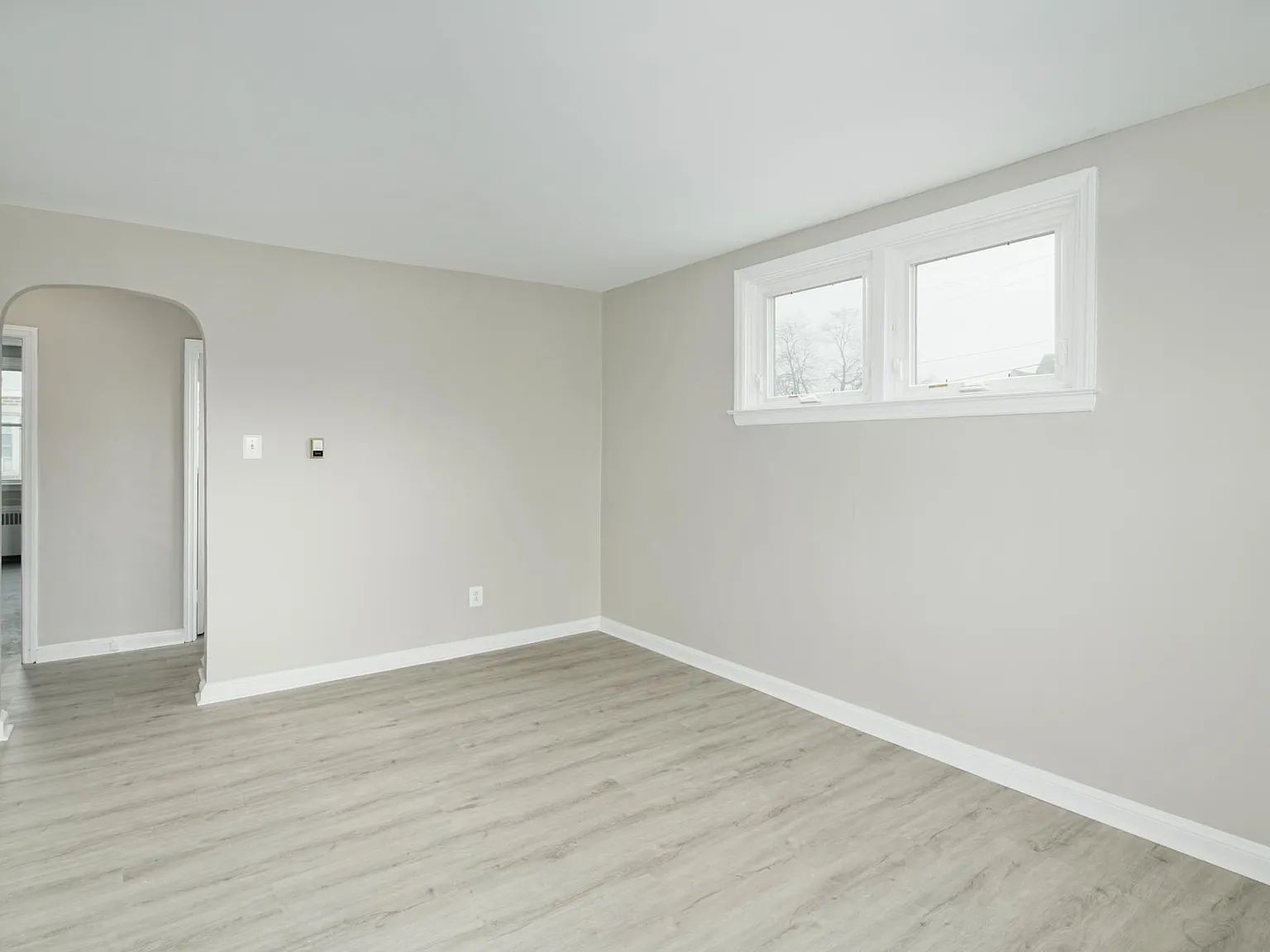 801 Eaton Rd — Photo 3