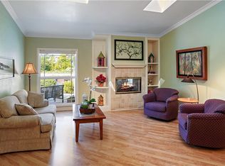 25142 Highspring Ave, Santa Clarita, CA 91321