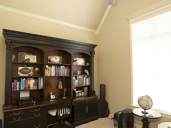 Charming office with vaulted ceiling