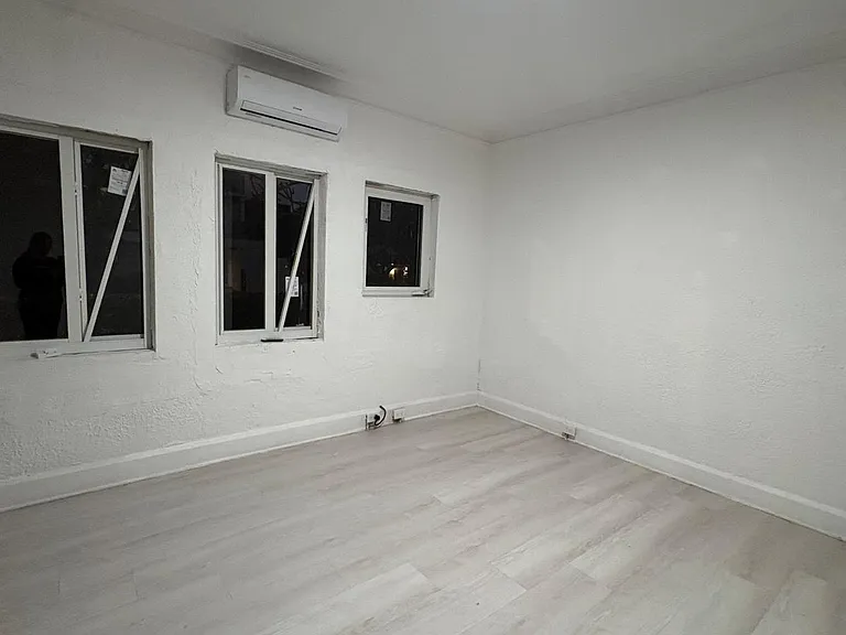 1800 SW 9th St #1 — Photo 5