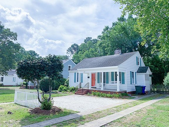 2nd image of 1702 E 4th St