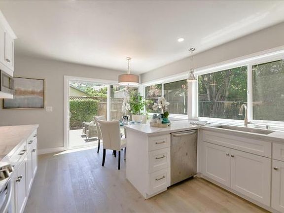 4th image of 6311 Sponson Ln