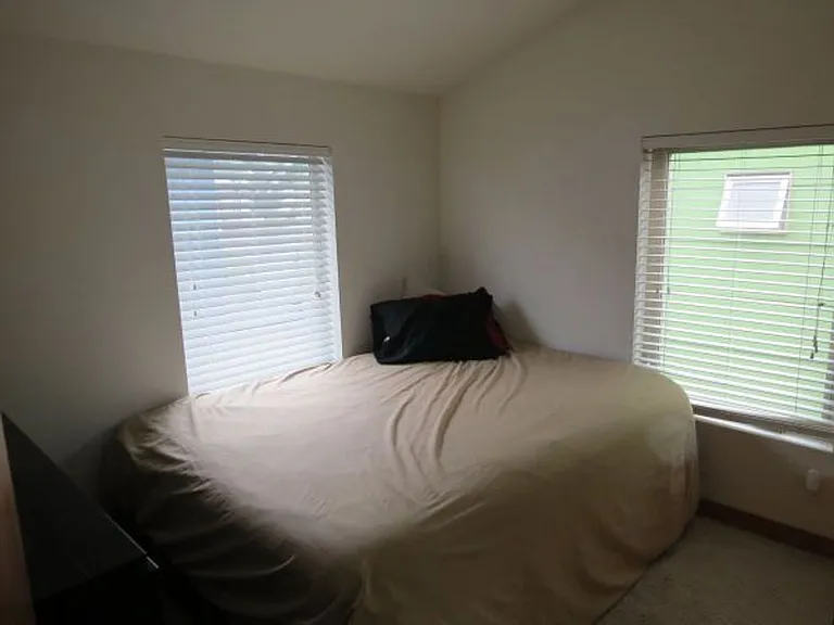 5036 Martin Luther King Jr Way S #B — Photo 8