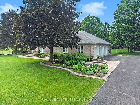 3rd image of 105 Margaret Anne Dr