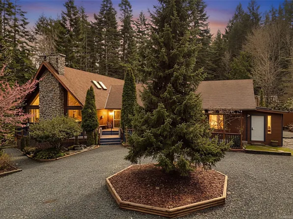 6907 Sellars Rd, Sooke, BC V9Z 0K9