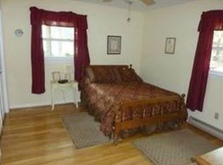 102 Artillery Rd, Hampton, VA 23669