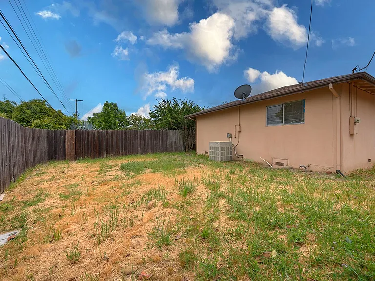 1757 Wakefield Way — Photo 20