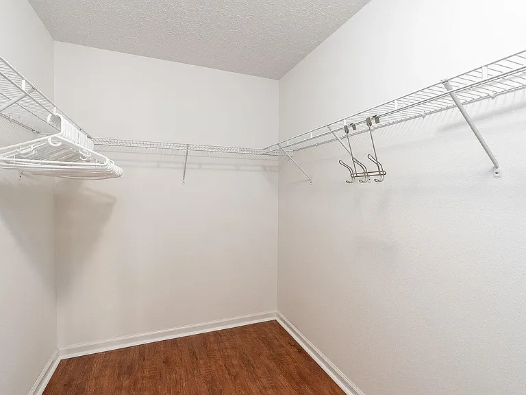 329 Bluegrass Dr — Photo 24