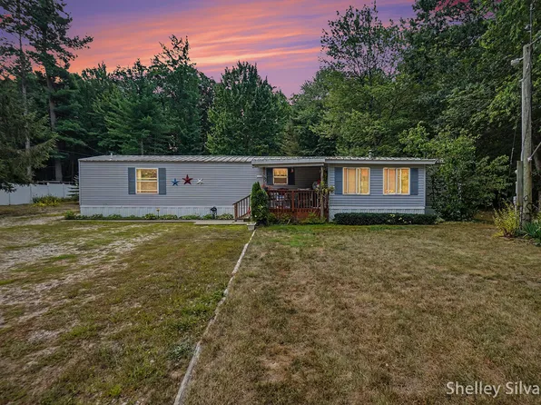 2705 W Southern Ave, Baldwin, MI 49304