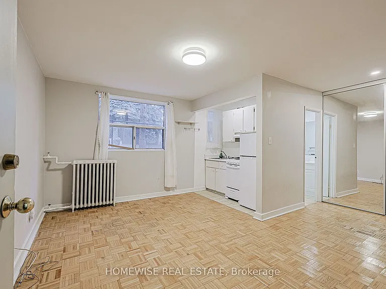 33 Maitland St #106 — Photo 2