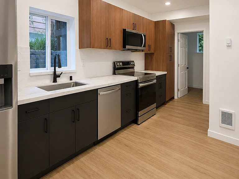 3927 SW Webster St — Photo 15