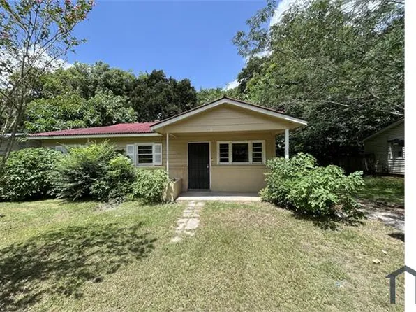 1211 Skipper Dr, Mobile, AL 36608