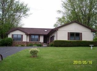 2071 Hillsdown Rd, Davis, IL 61019