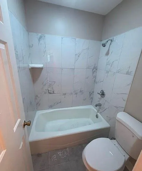 2425 Norton Ln #C — Photo 9