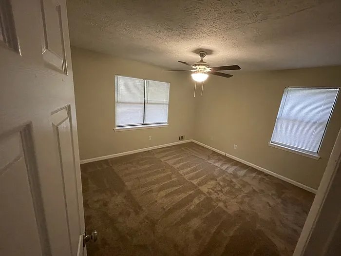 1060 Sourwood Ct #1060 — Photo 7